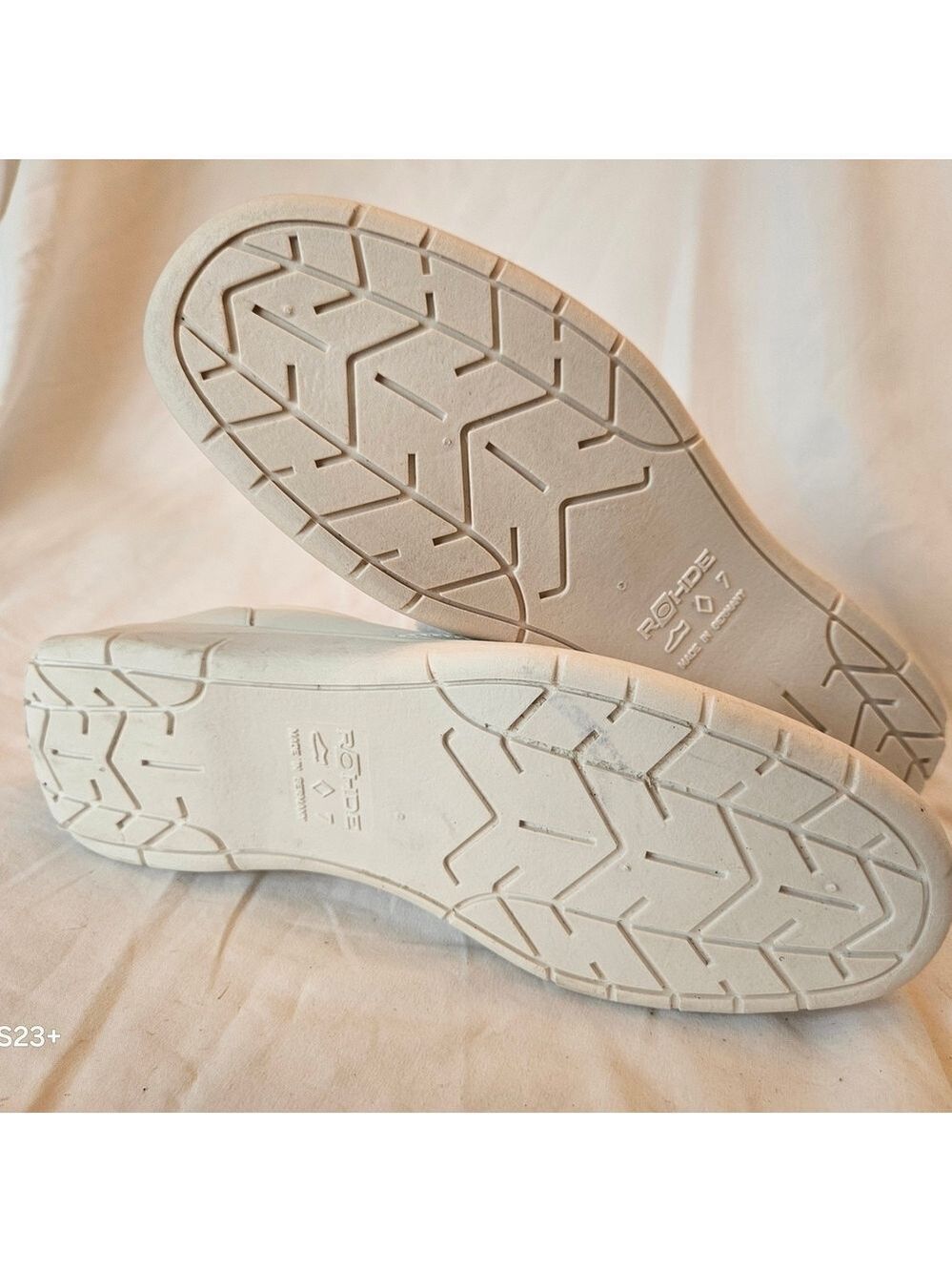 Rohdes White Leather Velcro Strap Sneakers, Size 7.5, NWOT, Some Marks Vintage - Picture 11 of 11